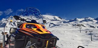 Motorsporttipp für die kalte Jahreszeit Snowmobil